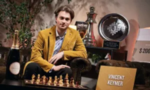 Truất ngôi Carlsen, Keymer vô địch Freestyle Chess