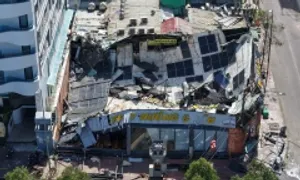 Trung tâm Quy Nhơn ngổn ngang sau bão